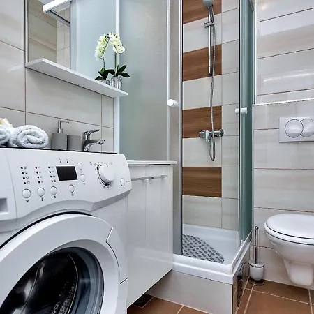 Ivana Apartment *