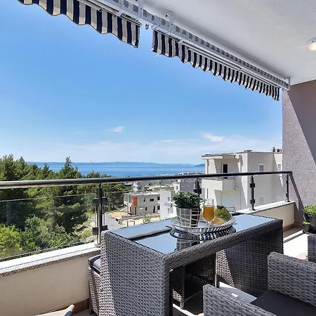 Ivana Apartment *